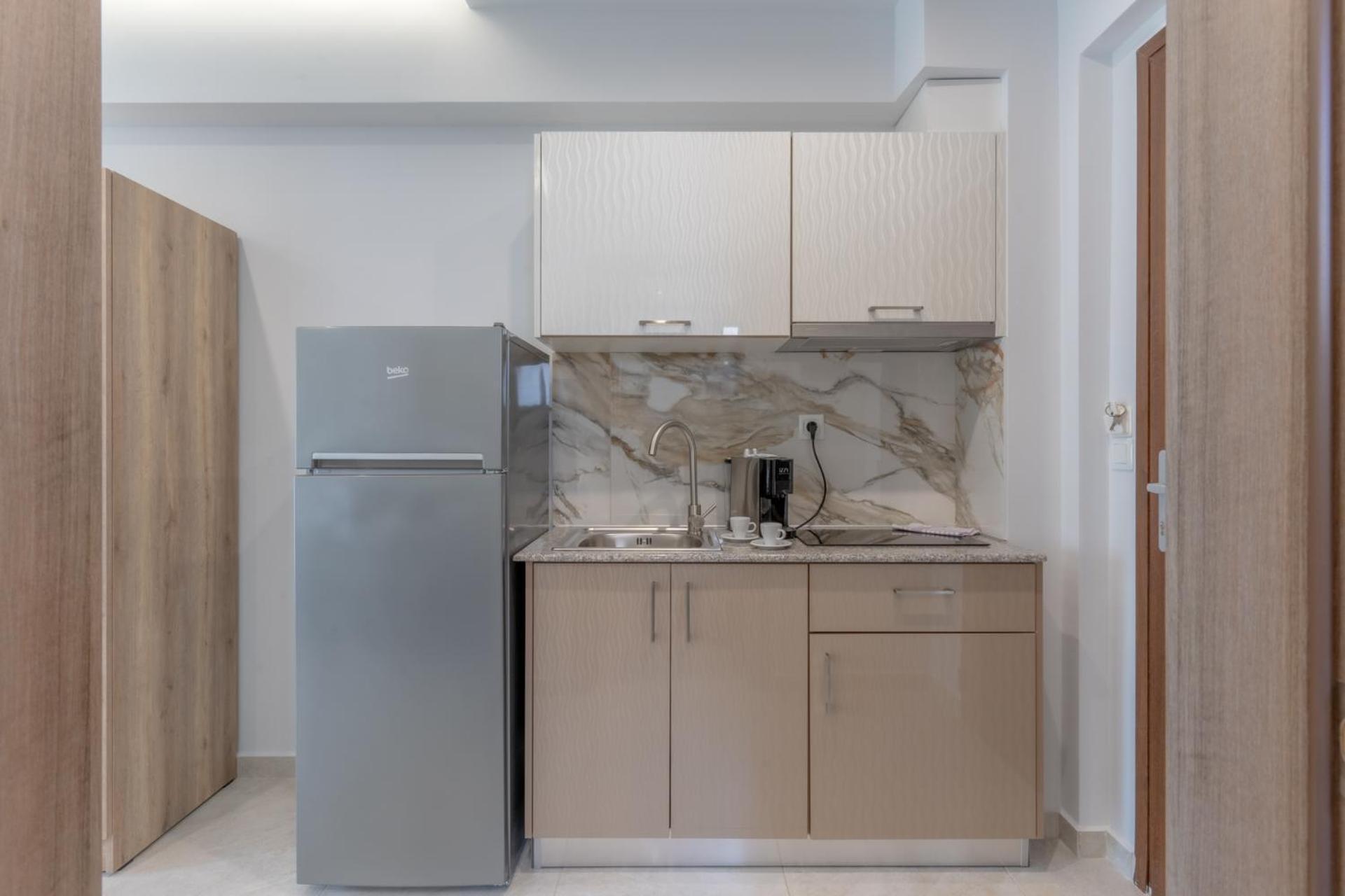 Sunshine Rooms And Suites Βρασνά Εξωτερικό φωτογραφία